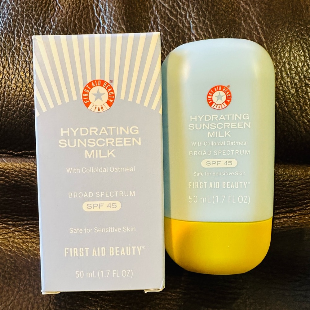 First Aid Beauty Hydrating Sunscreen Milk SPF 45